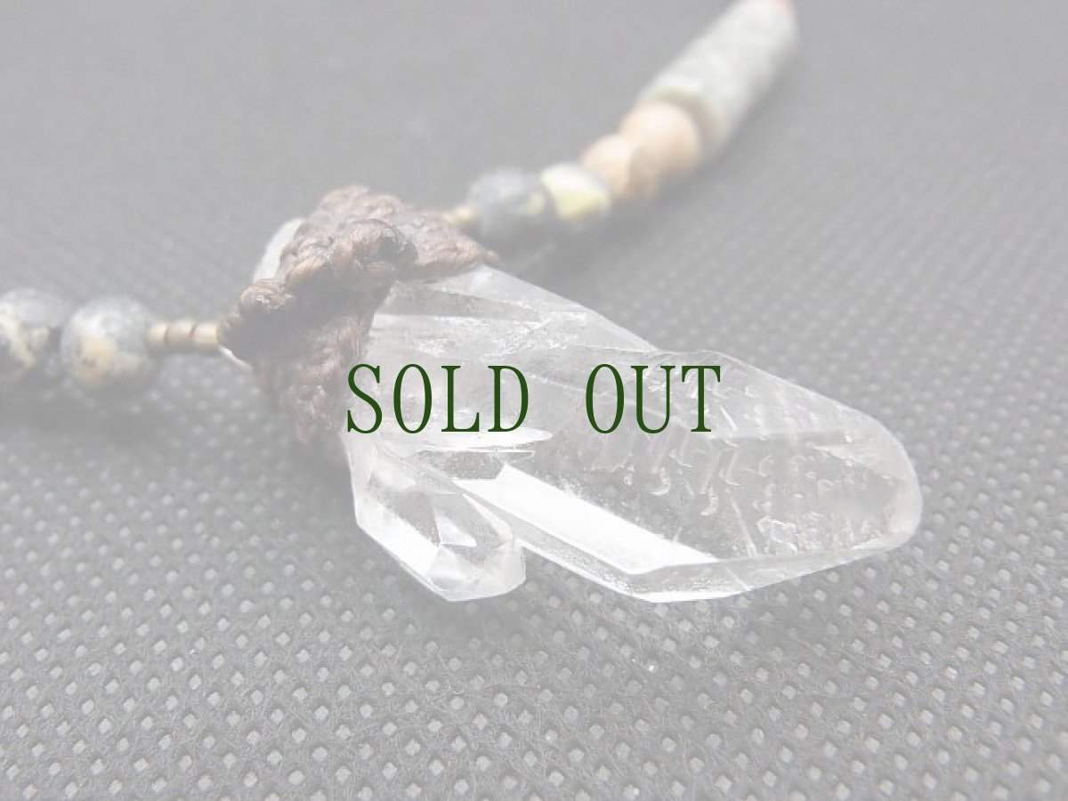 画像3: メキシコ産天然クリスタルと碧玉のネックレス (3)