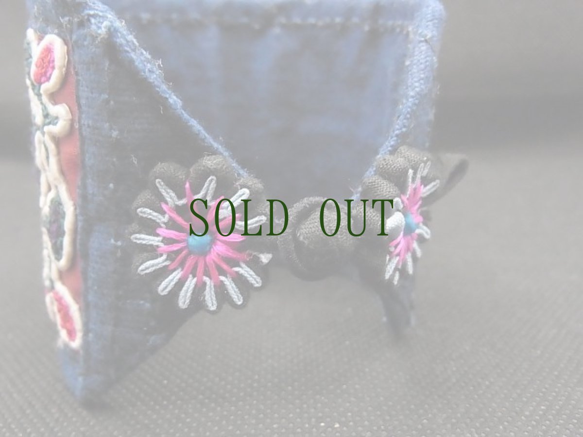 画像8: 貴州省ミャオ族の刺繍古裂・布ブレスレット　 (8)