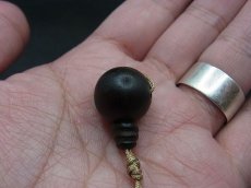 画像4: 沈香木（伽羅）　お数珠用親玉とボサ玉　（約15mm） (4)