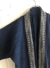 画像9: 本藍染ロング丈ジャケット　（貴州省ミャオ族　手紬手織り木綿）ドロップショルダー　 (9)