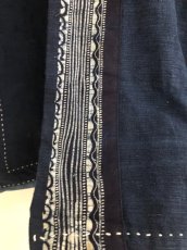 画像8: 本藍染ロング丈ジャケット　（貴州省ミャオ族　手紬手織り木綿）ドロップショルダー　 (8)