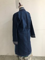 画像4: 本藍染ロング丈ジャケット　（貴州省ミャオ族　手紬手織り木綿）ドロップショルダー　 (4)