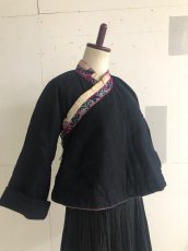 画像1: 貴州省黔西南・布依族（プイ）藍染木綿　中綿ジャケット（アンティーク） (1)