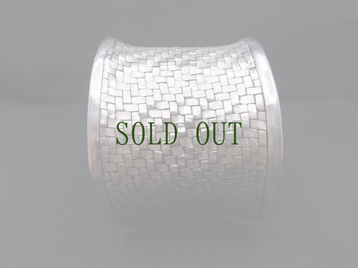 画像2: 貴州ミャオ族のシルバーバングル(ミャオ銀)　編み　48 mm (2)