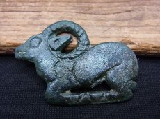 画像3: オルドス青銅器　(匈奴・スキタイ・騎馬民族)  山羊・羊　一対 (3)