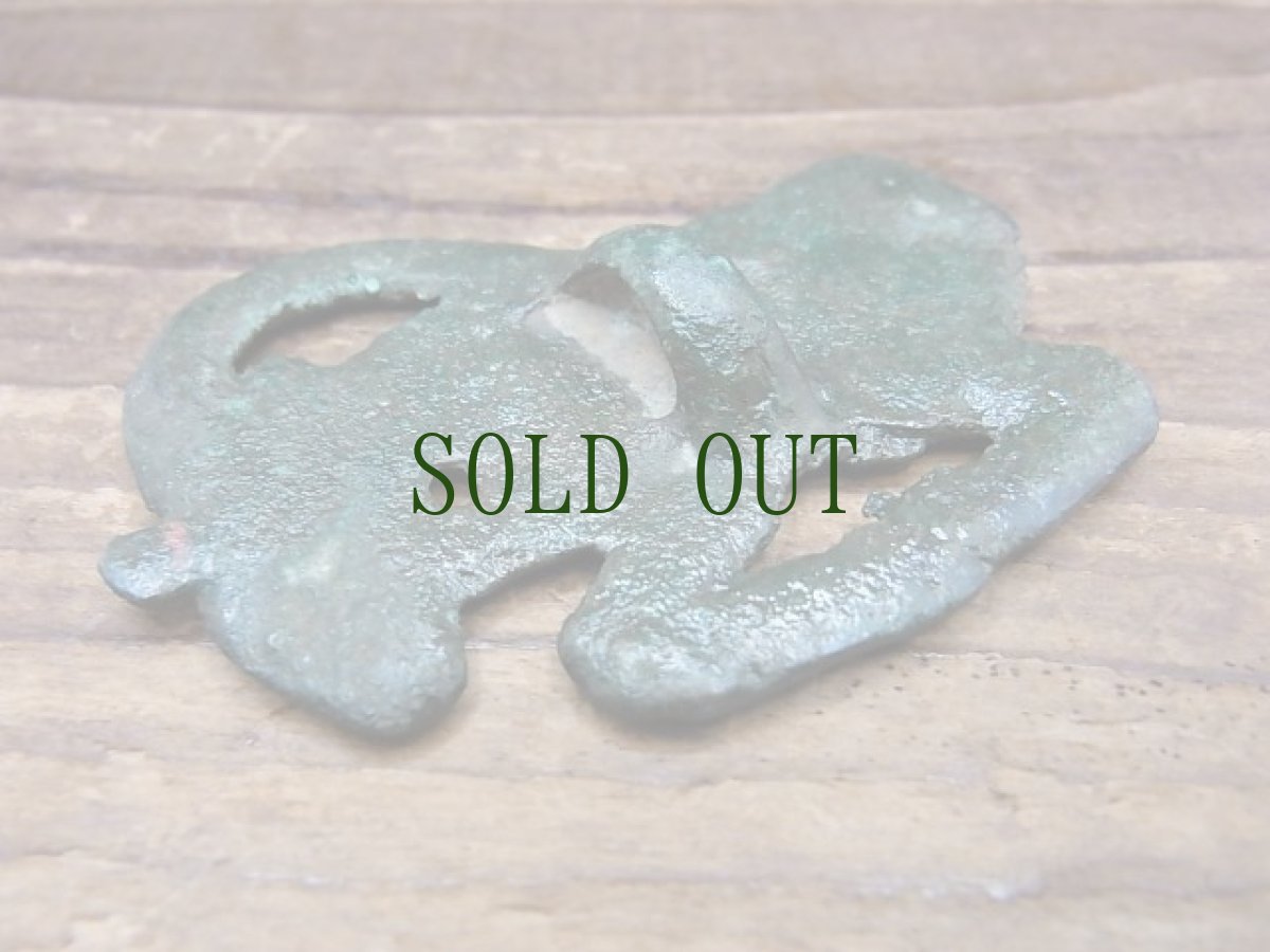 画像10: オルドス青銅器　(匈奴・スキタイ・騎馬民族)  山羊・羊　一対 (10)