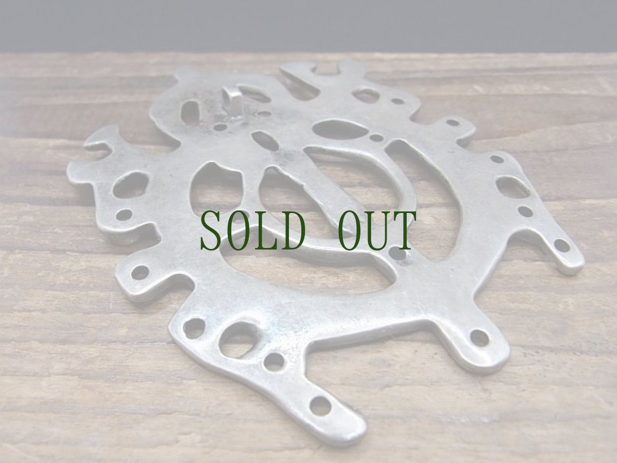 画像4: 天鉄・トクチャ(Tortoise motif thogchags)（山亀、法輪、曼荼羅、孔雀、金剛杵）　　　 (4)