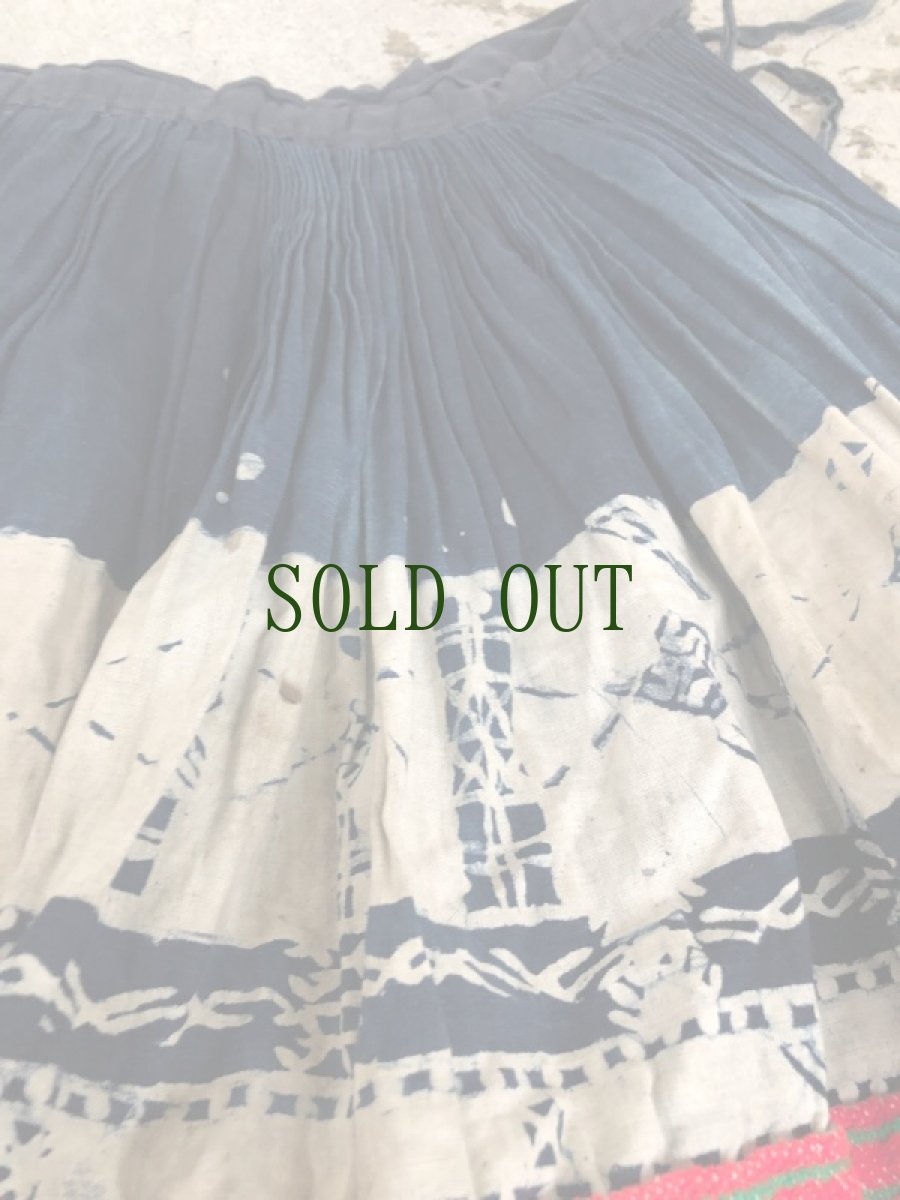 画像9: 広西壮族自治区・瑶族（ヤオ族）　藍染・プリーツ巻きスカート　（ビンテージ）　 (9)