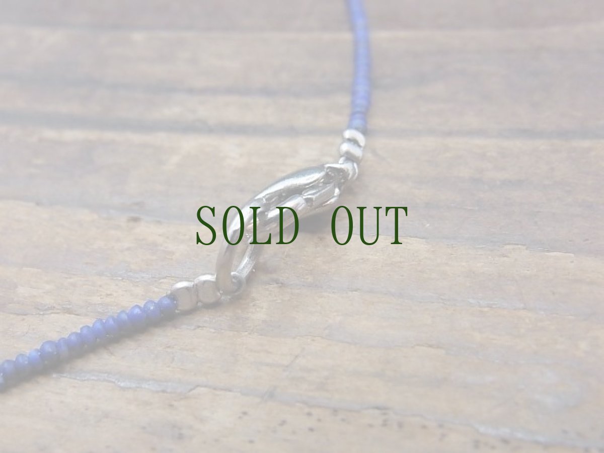 画像5: 古代ローマングラス（銀化ガラス）とラピスラズリのネックレス (5)