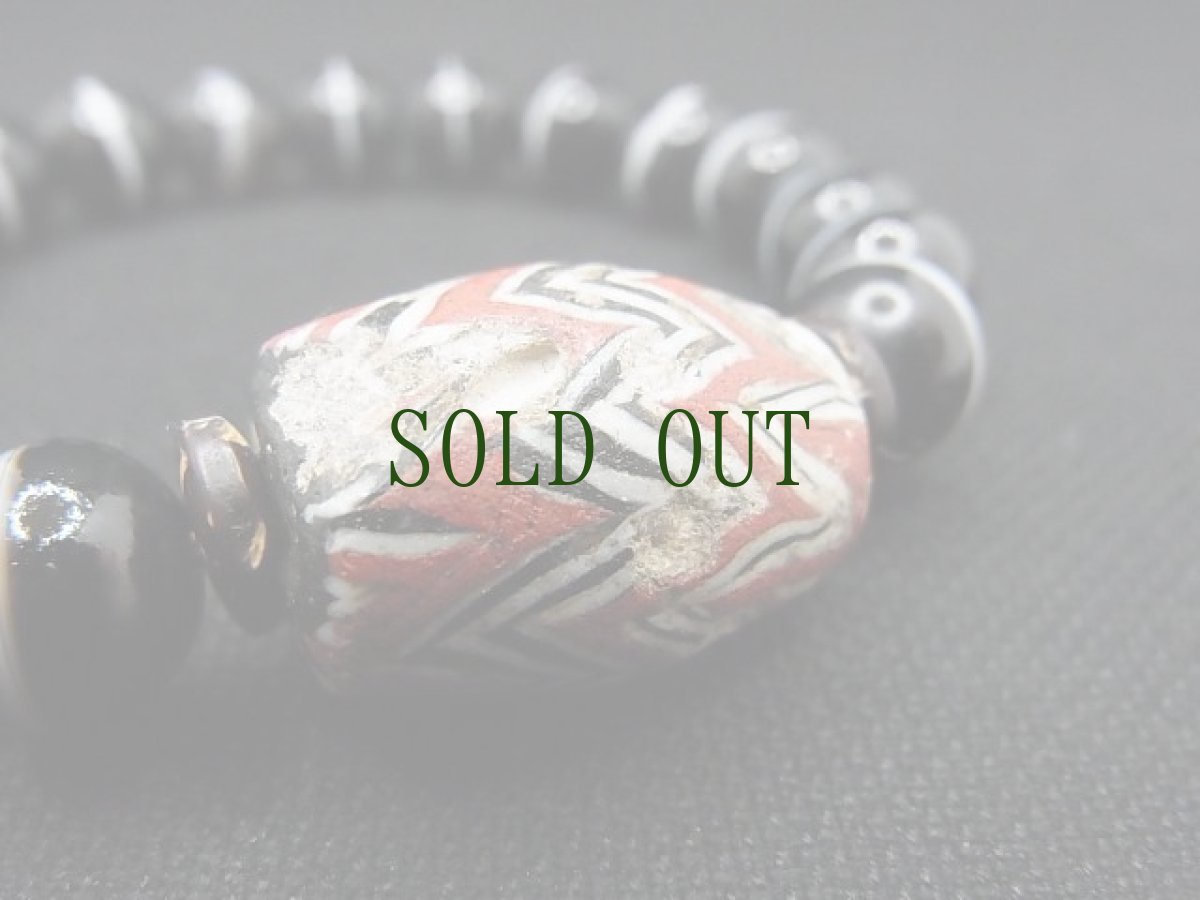 画像3: 古代トンボ玉（モザイク玉）とチベット薬師珠（ヴァイシャジャグル）のブレスレット）　 (3)