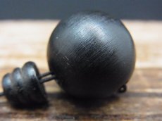 画像3: 沈香木（伽羅）　お数珠用親玉とボサ玉　（約15mm） (3)