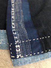 画像10: 本藍染ロング丈ジャケット　（貴州省ミャオ族・トン族　手紬手織り木綿）ドロップショルダー　 (10)