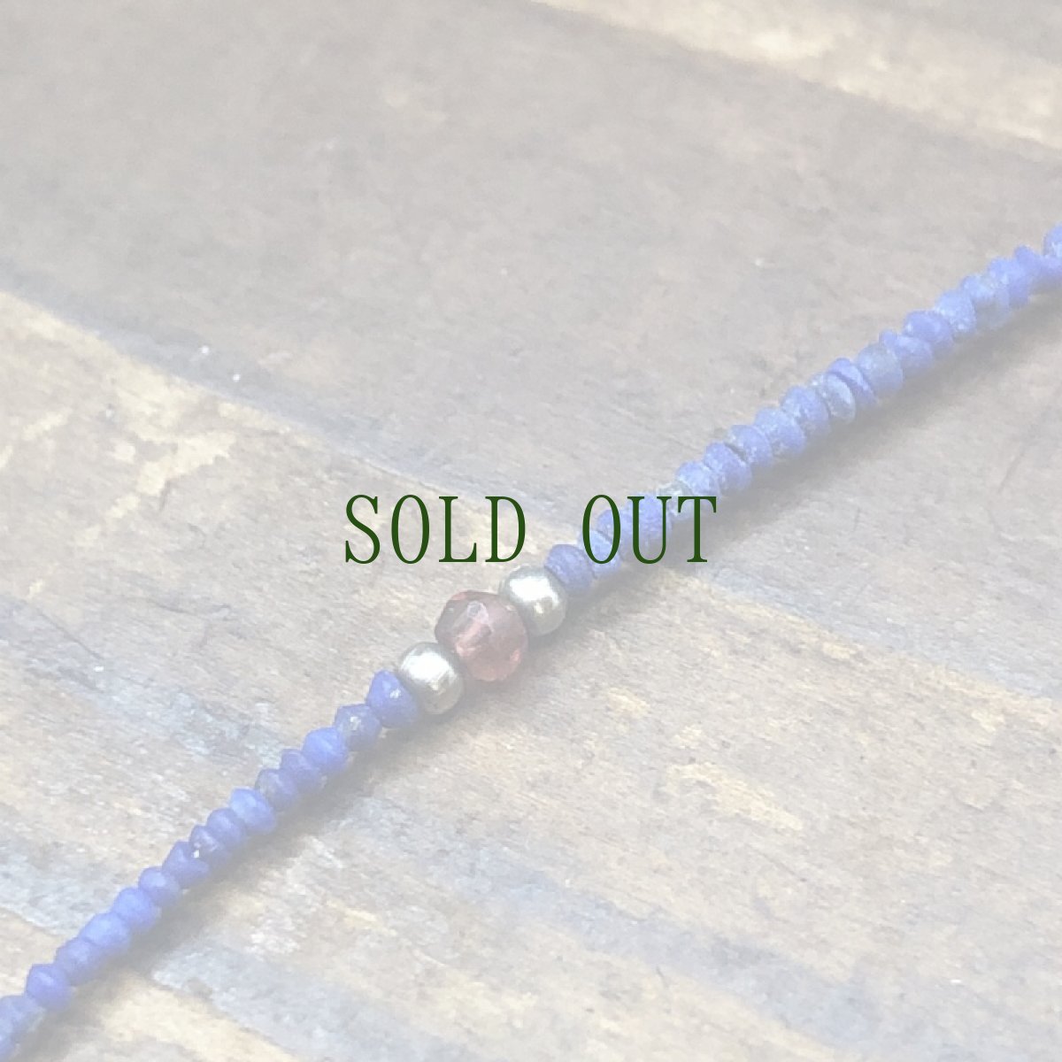 画像8: 古代ローマングラス（銀化ガラス）とラピスラズリのネックレス (8)