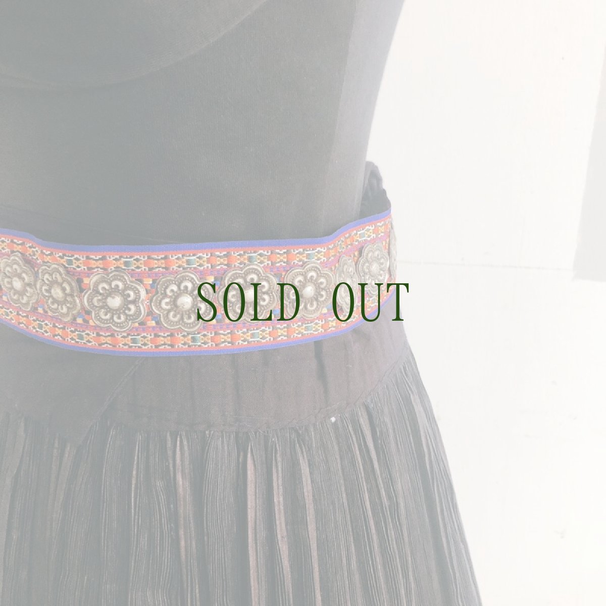 画像4: 貴州省ミャオ族のハレ着用、鈴付きベルト (4)