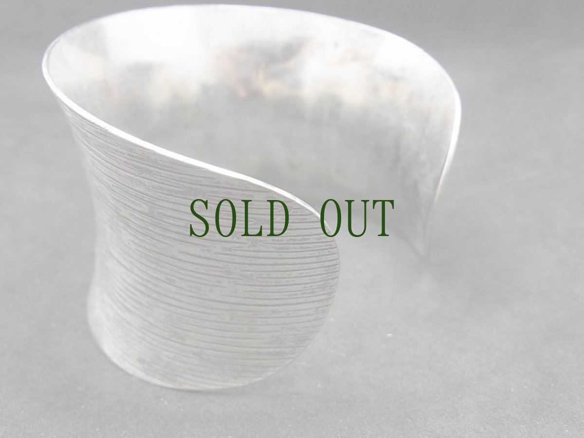 画像5: 貴州ミャオ族のシルバーバングル(ミャオ銀)  約49 mm (5)