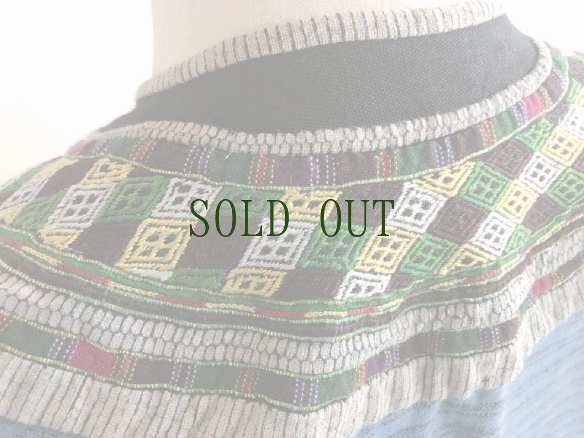 画像9: 雲南省麻栗坡県彝族（イ族）ジャケット　本藍染・綿麻製（Malipo YI traditional jacket）ビンテージ (9)