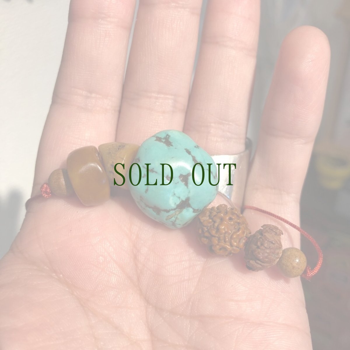 画像10: アンティーク　チベタン天然ターコイズ(yu)と眉心骨カパーラ、菩提樹、琥珀珠の首飾り　 (10)