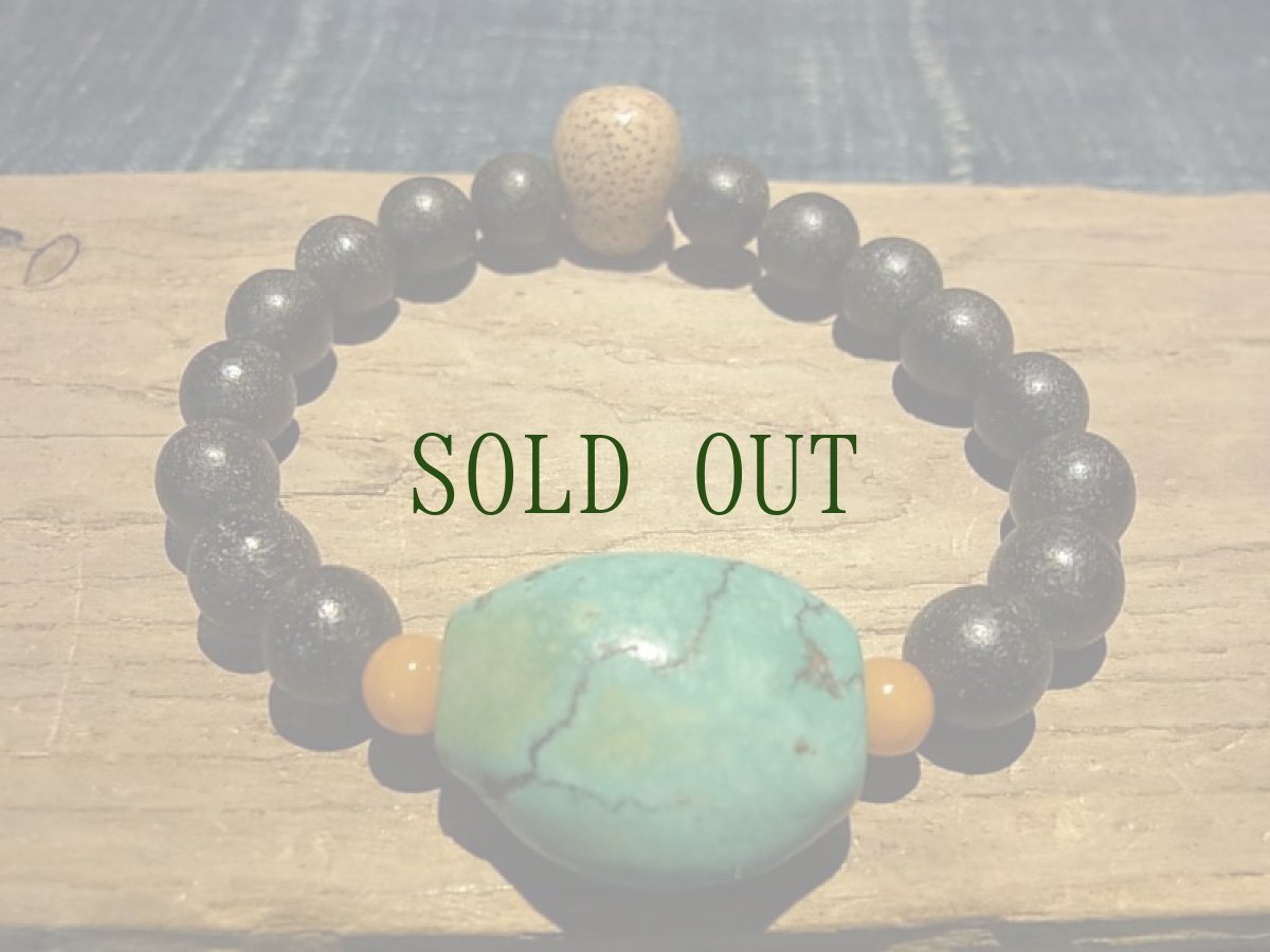 画像2: アンティーク　チベタン天然ターコイズ(yu)と沈香珠、星月菩提樹のブレスレット (2)