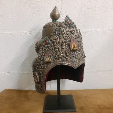 画像1: チベット・銀製兜（祭儀用）Tibetan silver helmet with iron stand　鉄製土台付き　 (1)