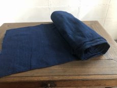 画像1: 貴州省ミャオ族　本藍染　手紬手織り木綿　反物　（約38cm×９m）　 (1)