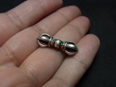 画像5: 純銀製、ドルジェ（金剛杵・チベット密教法具）数珠飾り (5)