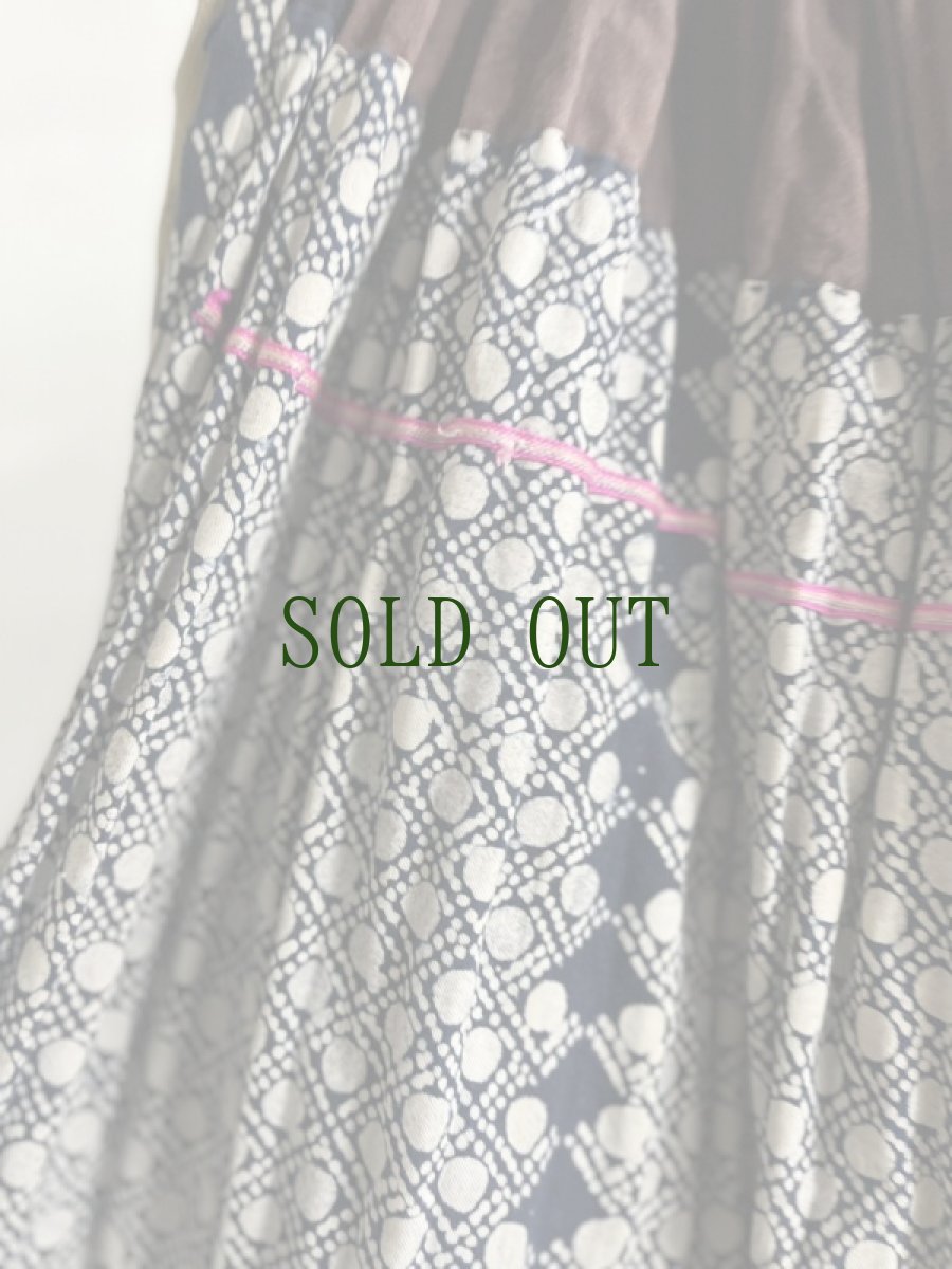 画像5: 貴州省安順県関口苗族 ・ミャオ族 ロング丈プリーツ巻スカート　 (An shun Miao )　ヴィンテージ (5)