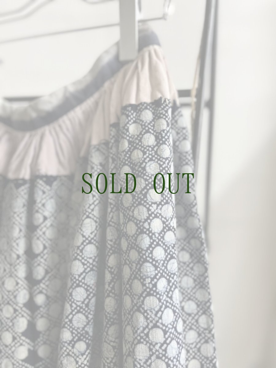 画像2: 貴州省安順県関口苗族 ・ミャオ族 ロング丈プリーツ巻スカート　 (An shun Miao )　ヴィンテージ (2)