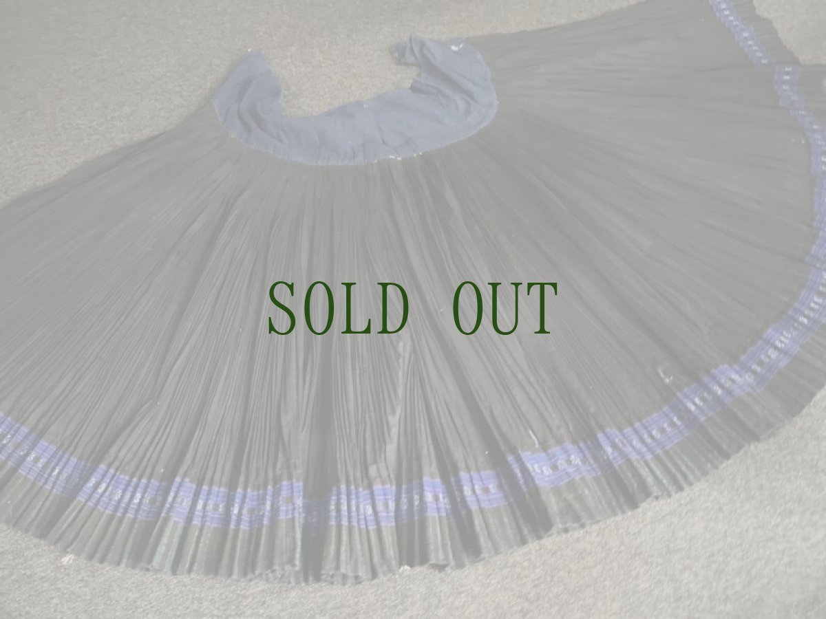 画像5: 貴州省貞豊苗族（ジェンフォン・ミャオ族 ）プリーツ巻きスカート　木綿・ヴィンテージ (5)