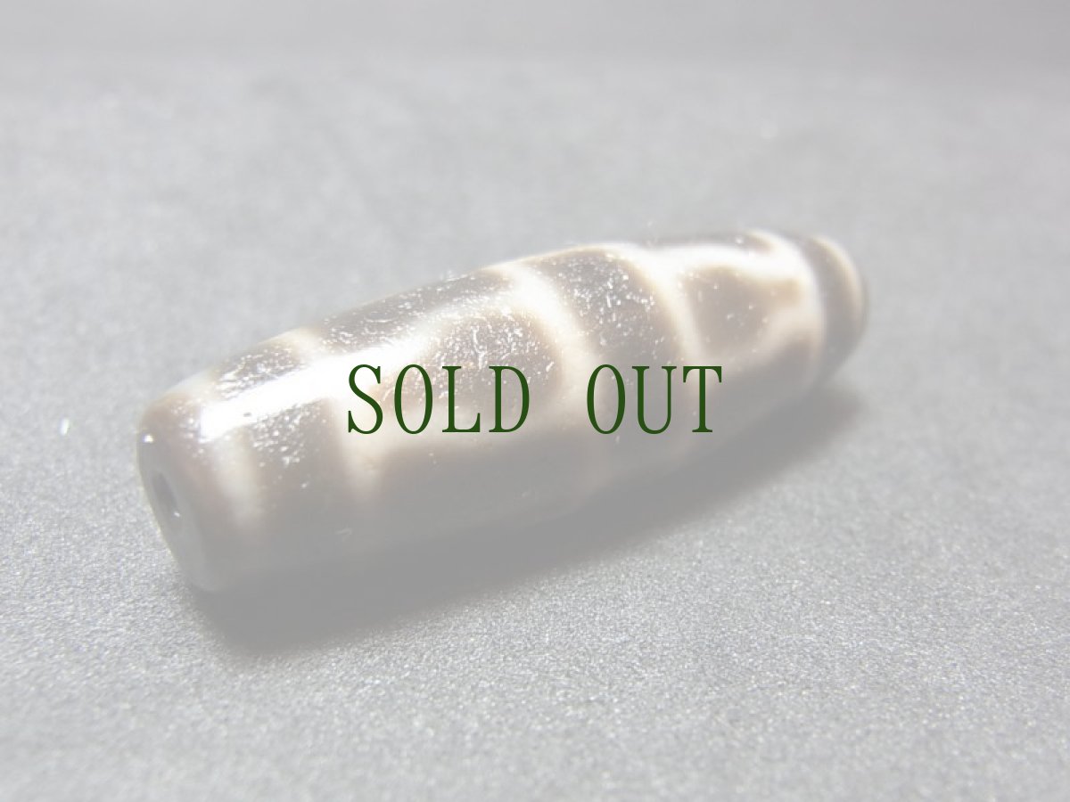 画像2: ジービーズ( 2eye dzi with dorje motif)　金剛二眼天珠 (2)