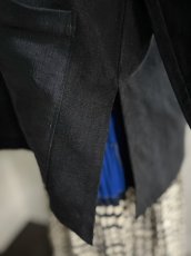 画像8: 本藍染　カンフージャケット（ドロップショルダー）　貴州省ミャオ族　手紬手織り木綿　（ユニセックス/Sサイズ） (8)
