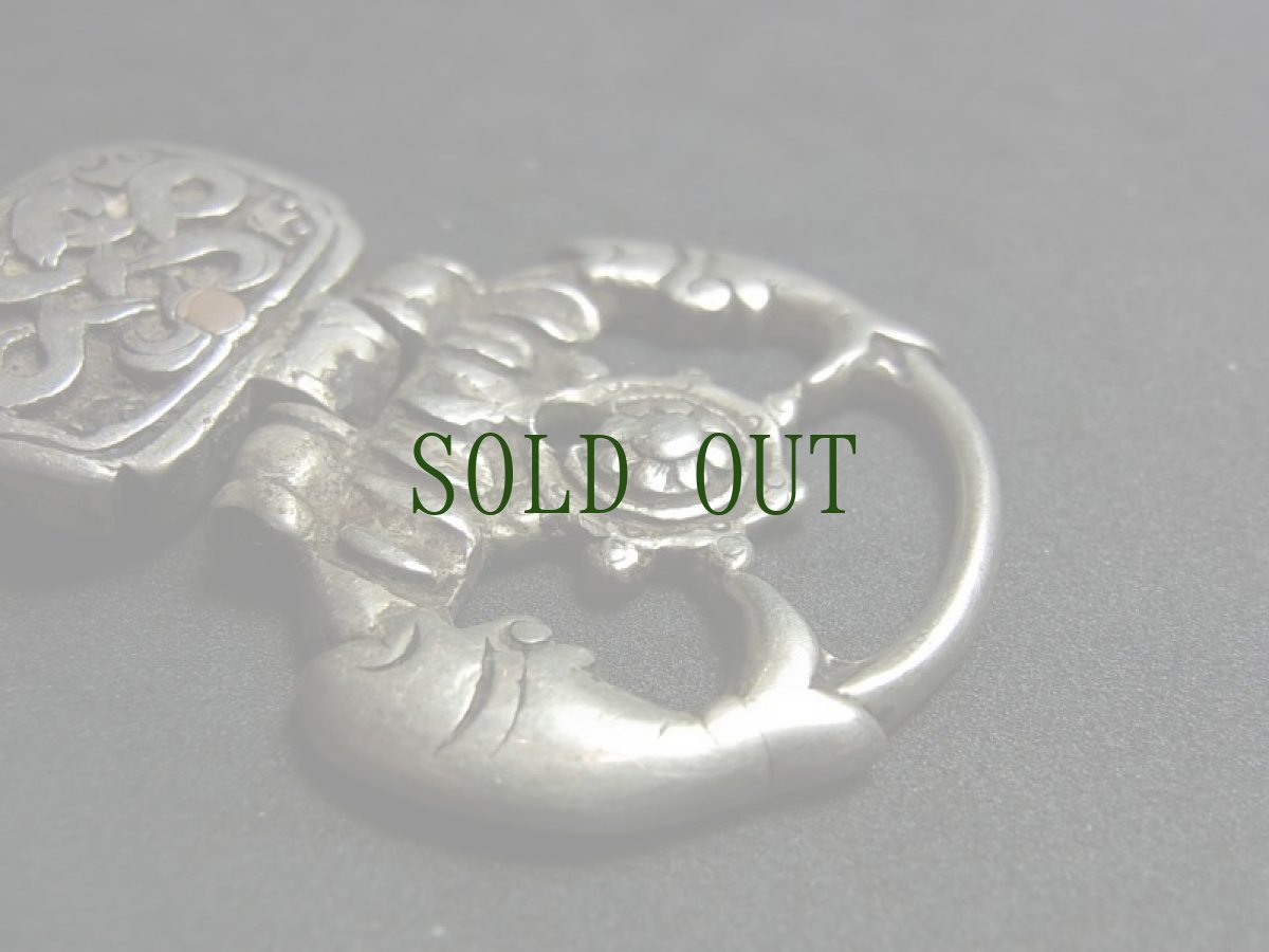 画像9: チベット・トクチャ(天鉄・Thogchags) 　セルニャとベルべ（金の双魚とエンドレスノット） (9)