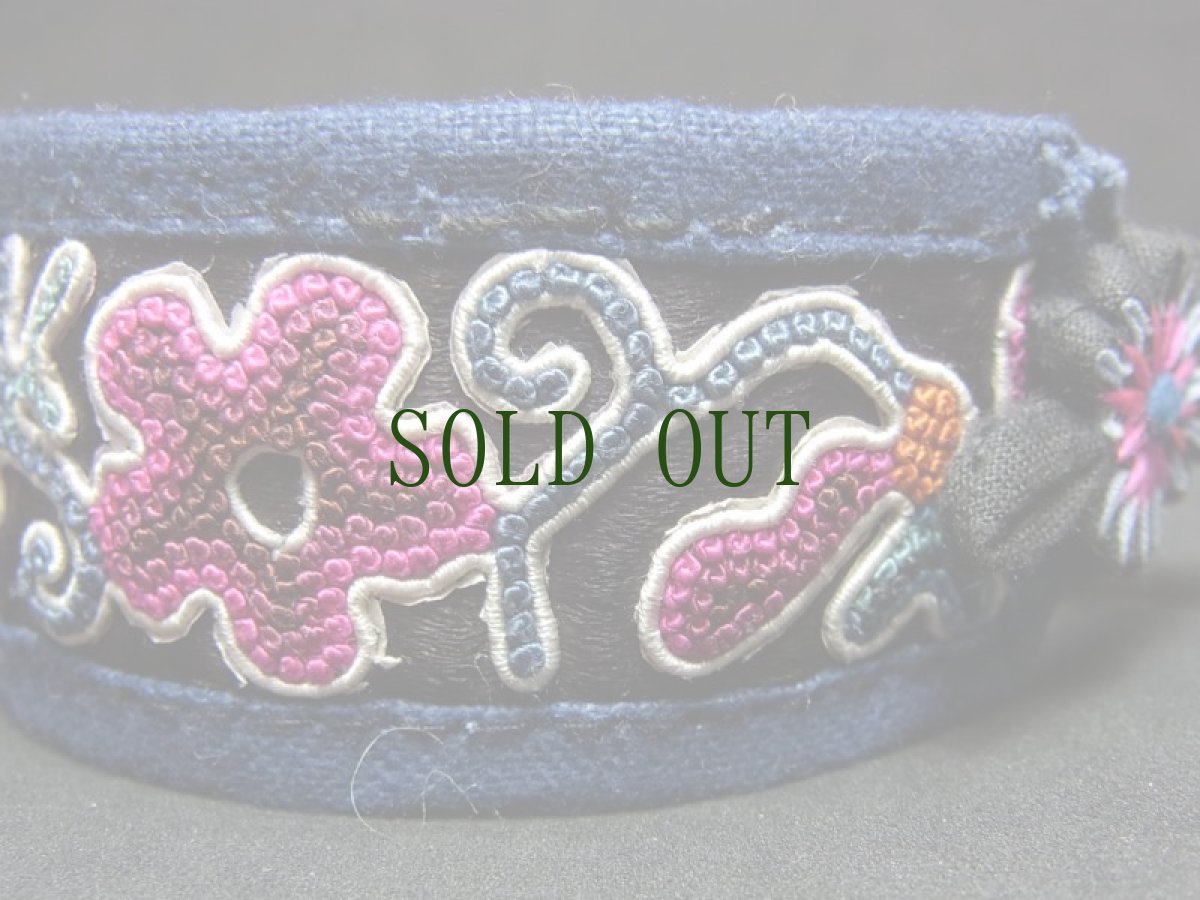 画像11: 貴州省ミャオ族の刺繍古裂・布ブレスレット　 (11)