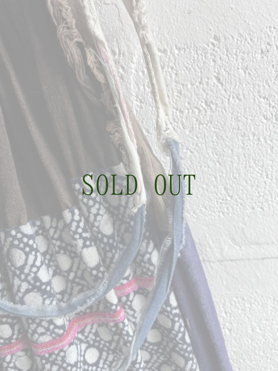 画像3: 貴州省安順県関口苗族 ・ミャオ族 ロング丈プリーツ巻スカート　 (An shun Miao )　ヴィンテージ (3)