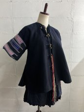 画像3: 貴州省从江侗族( Cong Jiang Dong tribe /トン族)　四層衣　・藍染・ 木綿製　ジャケット (3)