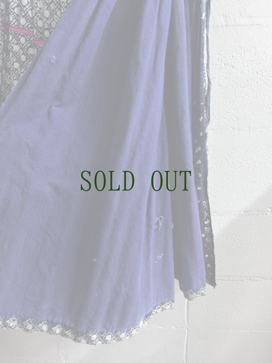 画像4: 貴州省安順県関口苗族 ・ミャオ族 ロング丈プリーツ巻スカート　 (An shun Miao )　ヴィンテージ (4)