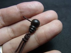画像4: 沈香木 お数珠用親玉とボサ玉　（約8 mm） (4)