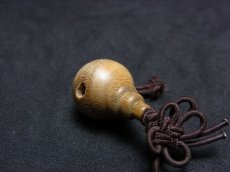 画像1: チベット・木珠の親玉とボサ玉　（約15mm） (1)