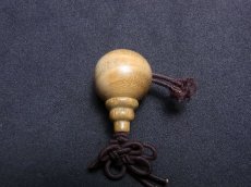 画像2: チベット・木珠の親玉とボサ玉　（約15mm） (2)