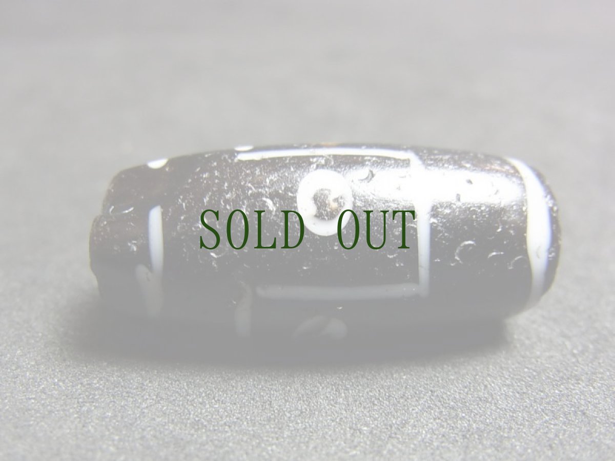 画像2: 古瑠璃四眼天珠(４アイジー)　  dzi mig si pa （老料器四眼・アンティーク） (2)