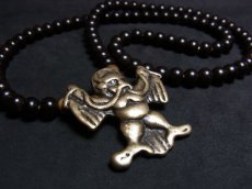 画像1: トクチャ(天鉄・Thogchags)　霊鳥キュンと椰子珠、沈香珠の首飾り (1)