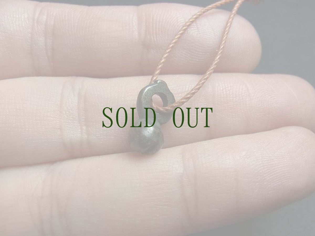 画像4: コンド族　オールドブラスビーズ　（ミゾラム・チン族渡り）アンティーク (4)