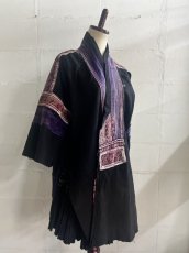 画像11: 貴州省・革一苗族（ge yi miao）木綿藍染・刺繍ジャケット　（アンティーク）老奶奶的衣服 (11)