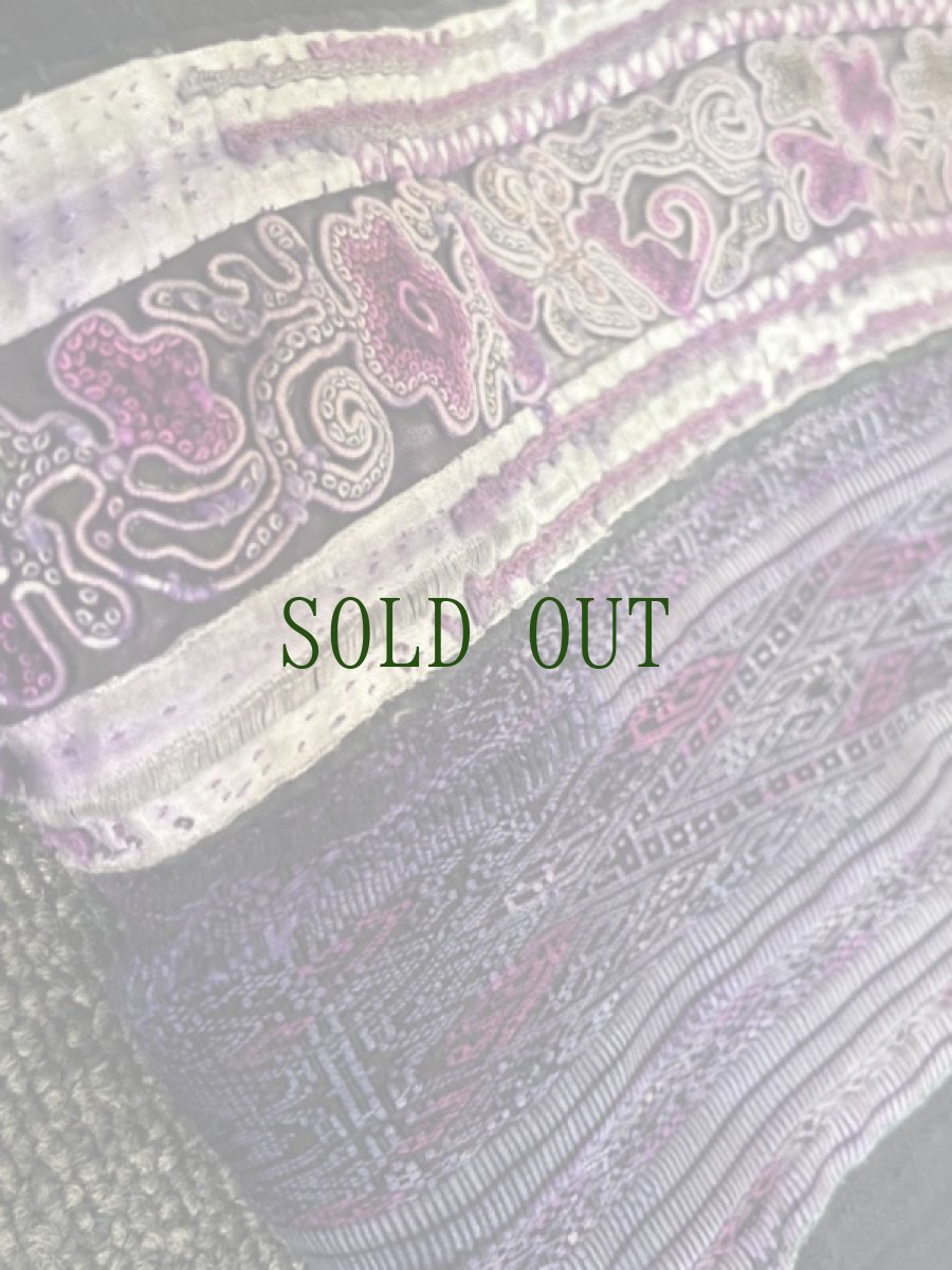 画像8: 貴州省・革一苗族（ge yi miao）木綿藍染・刺繍ジャケット　（アンティーク）老奶奶的衣服 (8)