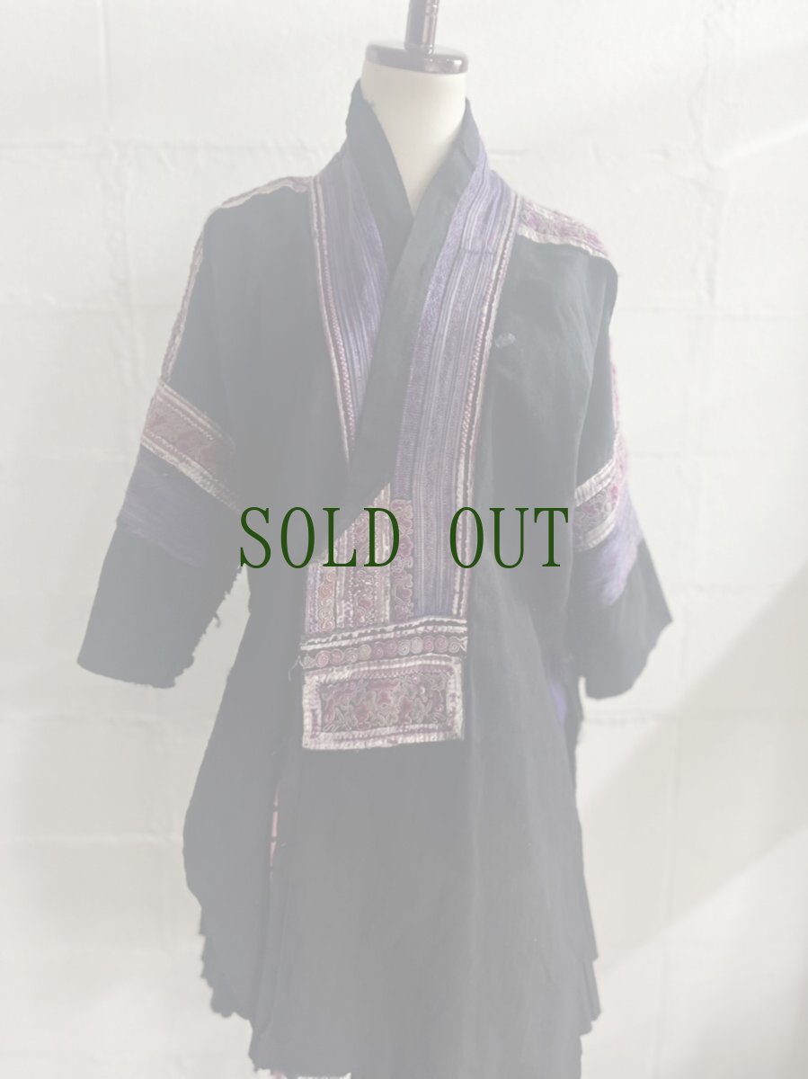 画像12: 貴州省・革一苗族（ge yi miao）木綿藍染・刺繍ジャケット　（アンティーク）老奶奶的衣服 (12)