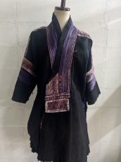 画像12: 貴州省・革一苗族（ge yi miao）木綿藍染・刺繍ジャケット　（アンティーク）老奶奶的衣服 (12)