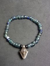 画像2: 古代ペルシャ（古代ローマン）瑠璃珠（とんぼ玉）とチベットの数珠飾りのブレスレット　 (2)