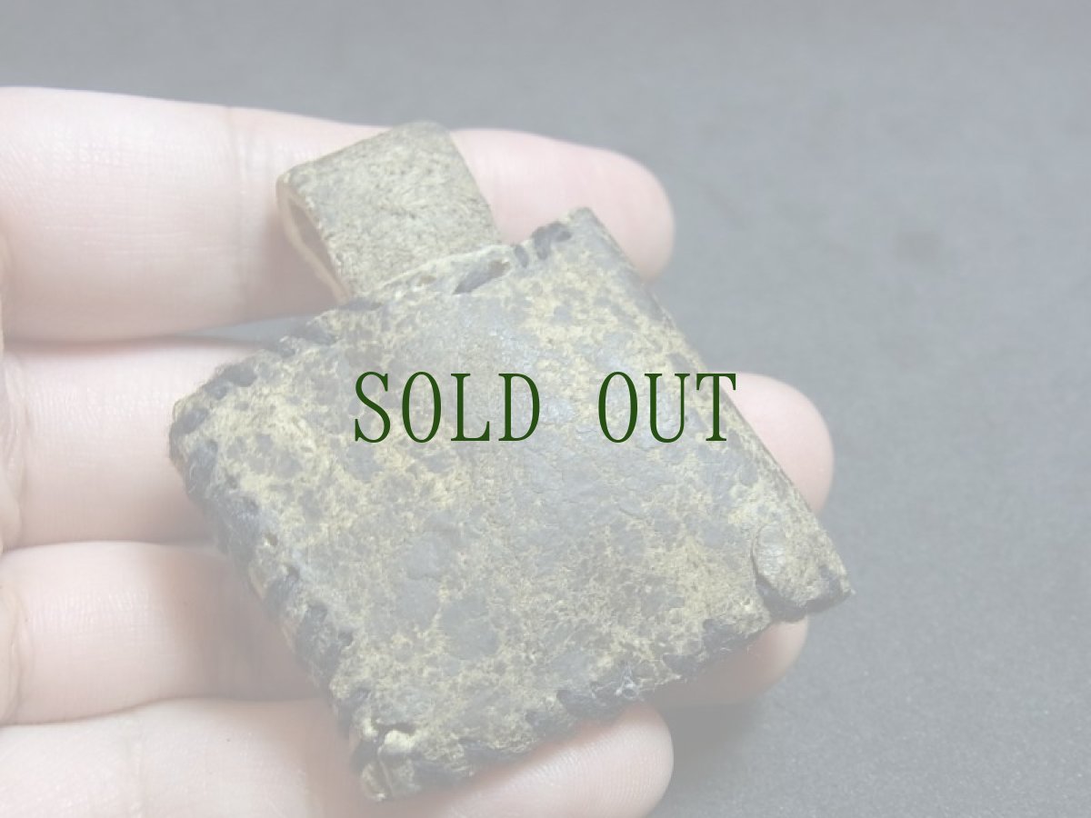 画像6: チベットの護符・双鹿とドルジェのトクチャ と革製ガウ　 (6)