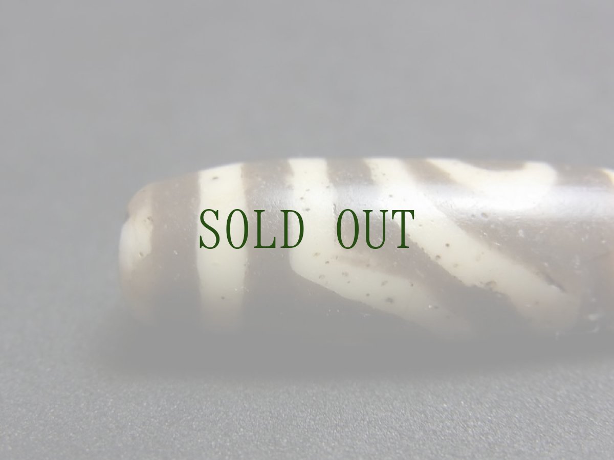 画像6: ジービーズ 古瑠璃天珠（２アイ　  dzi mig ni pa )　老料器二眼天珠　 (6)