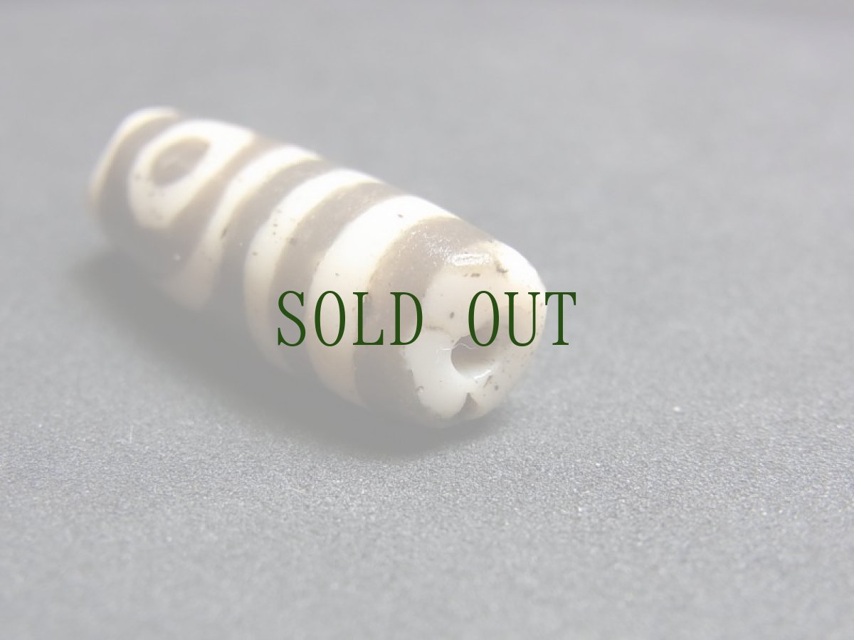 画像4: ジービーズ 古瑠璃天珠（２アイ　  dzi mig ni pa )　老料器二眼天珠　 (4)