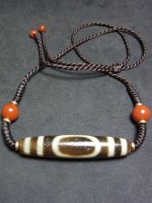 画像8: ジービーズ(Tibetan dzi beads) 天地天珠（サコナゴ）とペマラカの首飾り (8)